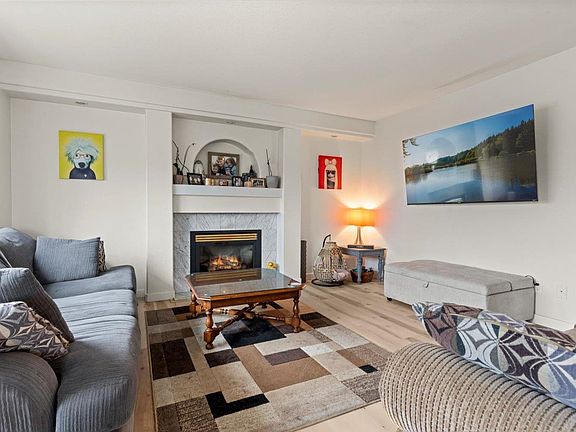 5th image of 5635 Viewpoint Pl