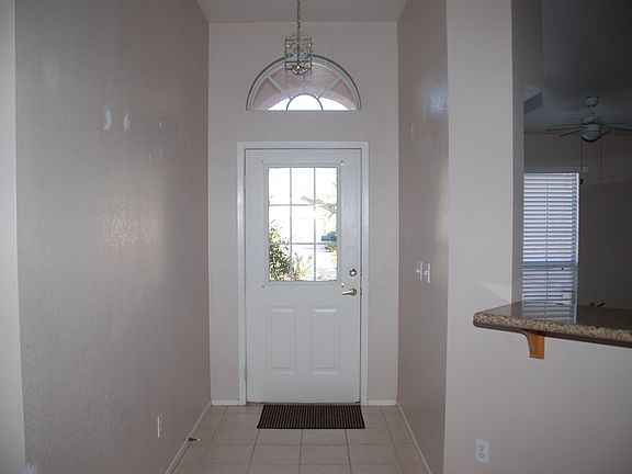 3rd image of 5521 Bowerman Way