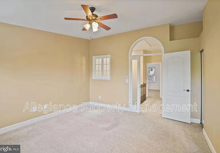 3915 Green Look Ct — Photo 31