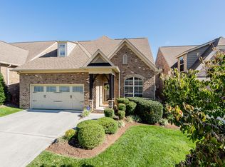 1253 Bishops View Ln, Knoxville, TN 37932