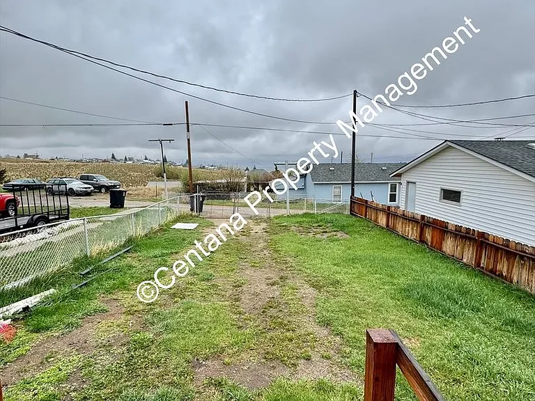 330 W Daly St — Photo 26