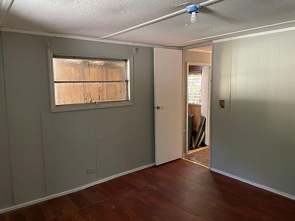 4th image of 3322 Pine Needle Dr