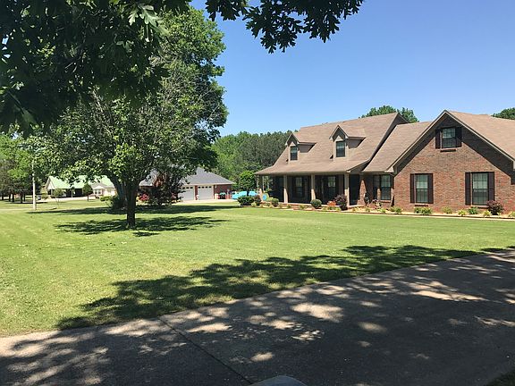 2nd image of 160 Hale Dr