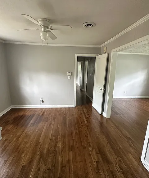 2467 Spring Garden Dr SW — Photo 5