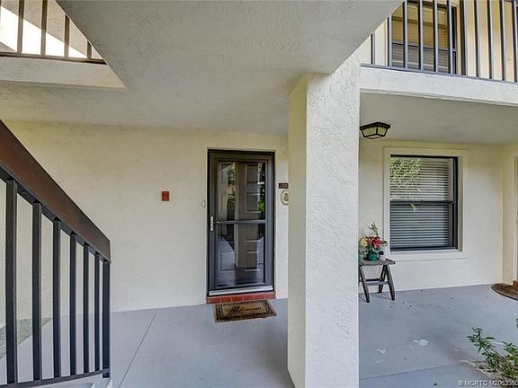 4th image of 451 SW South River Dr APT 102