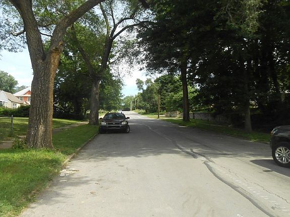 4th image of 408 N Denver Ave