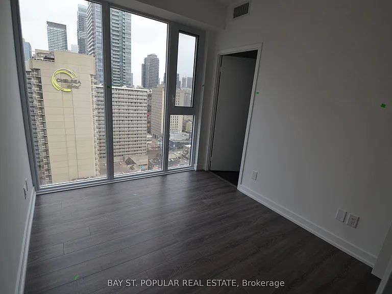 20 Edward St #2016 — Photo 5