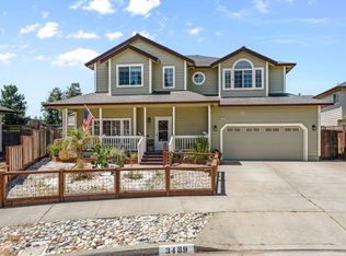 3489 Banyan St, Santa Rosa, CA 95403