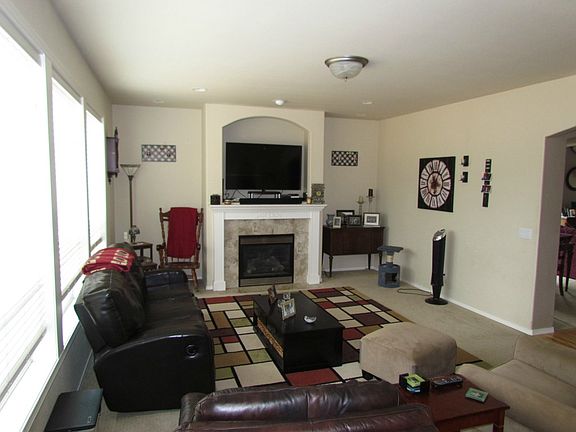 4th image of 9209 229th Ave E