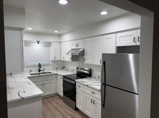 2122 N Glenn Ave #2122, Fresno, CA 93704