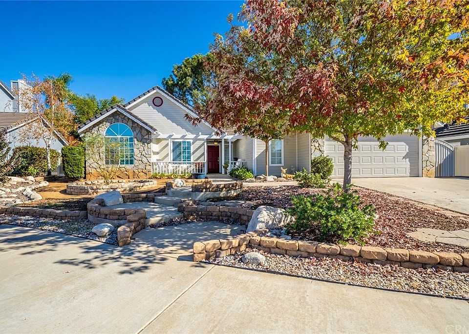1st image of 13527 Country Glen Ct