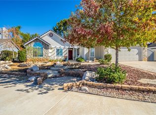 13527 Country Glen Ct, Yucaipa, CA 92399