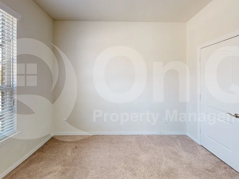 211 Copper Canyon Dr — Photo 16