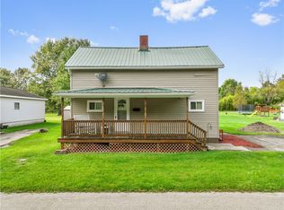 38 Lyons Ave, Fairchance, PA 15436