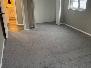 522 Abbott Farm Ln, Hudson, NH 03051