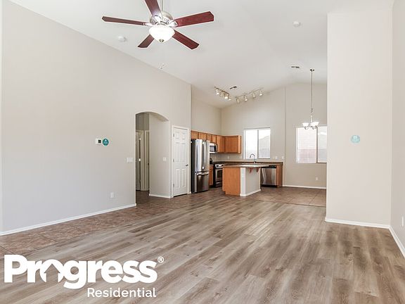3rd image of 10215 W Hilton Ave