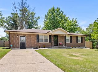 528 Pinoak Dr, Nicholasville, KY