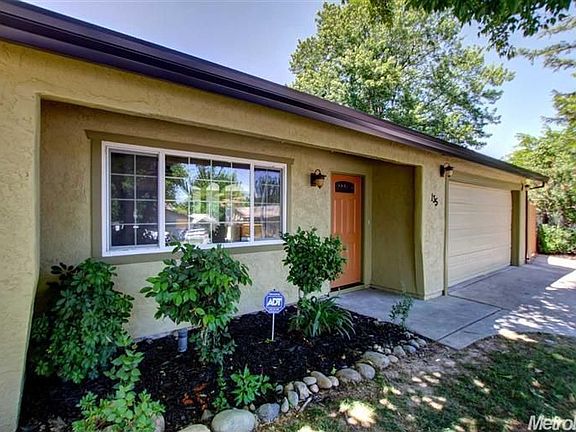 3rd image of 135 Sierra Woods Cir