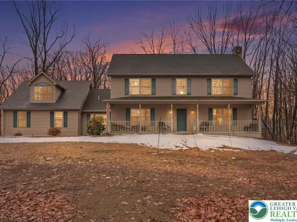 150 Turkey Rd, Kempton, PA 19529