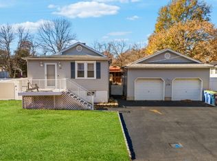 238 Hillcrest Ave, Somerset, NJ