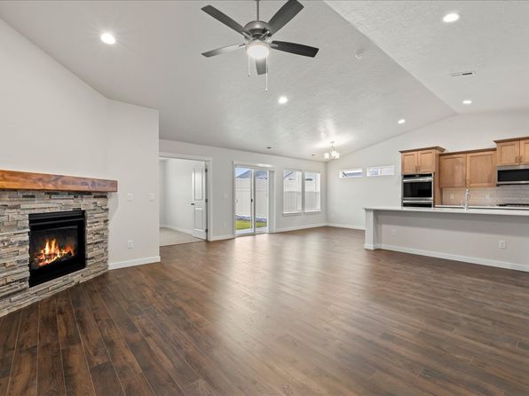 10140 W Napier Dr