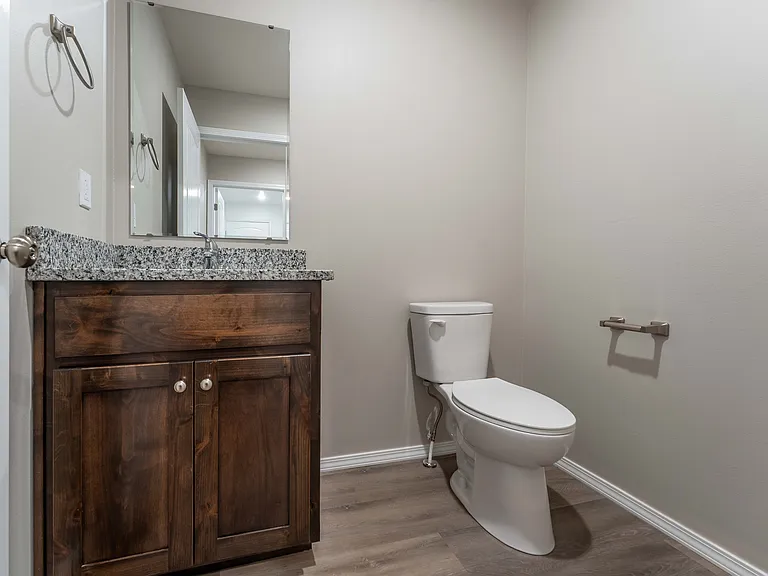 Oakwood Heights Townhomes — Photo 41