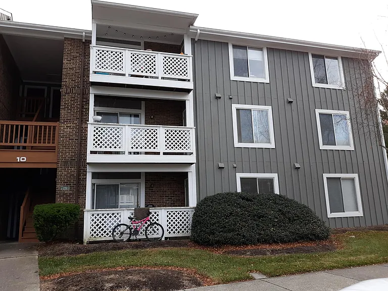 816 Cascade Ct — Photo 1
