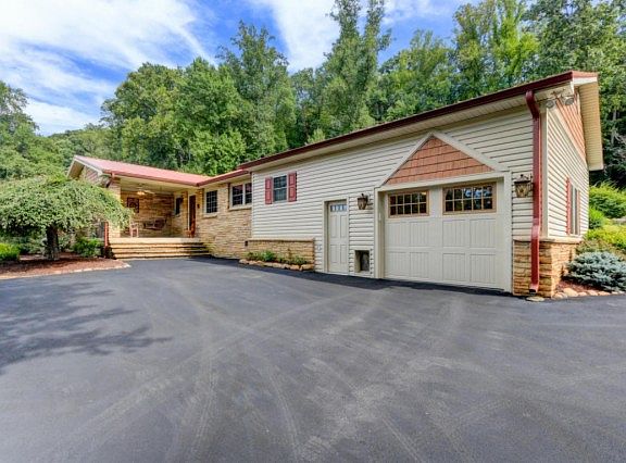 4th image of 10904 Melton View Ln