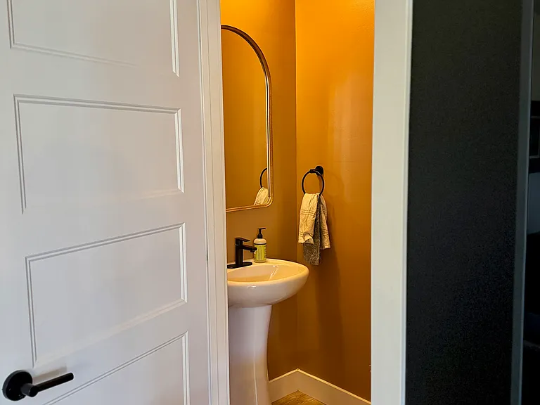 449 N Beaumont Ct — Photo 11