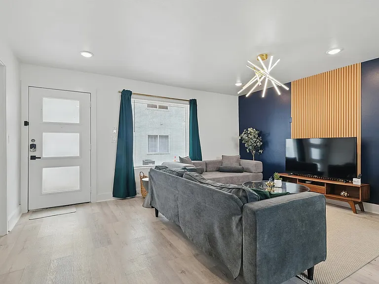 4416 San Jacinto St #102 — Photo 7