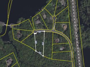 29 Louis Ln, Gouldsboro, PA