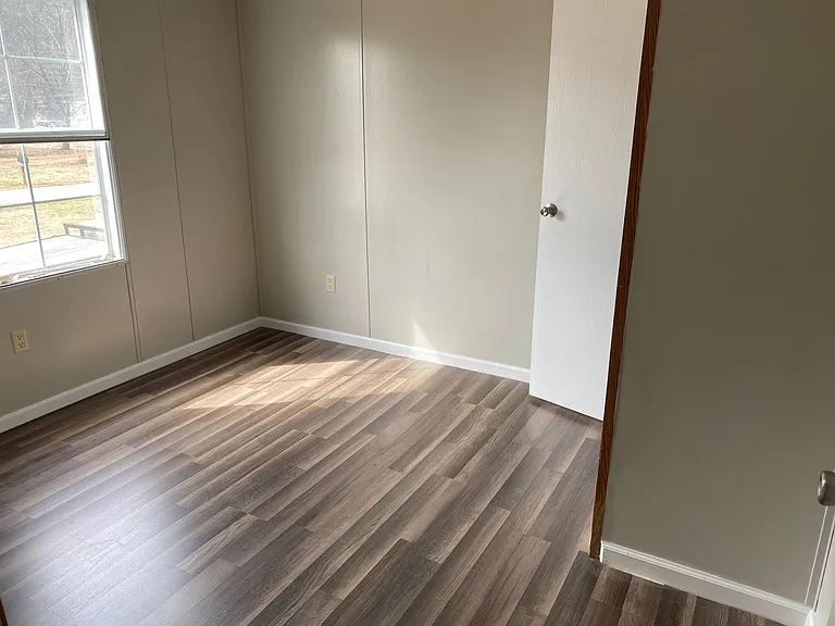 100 Tadpole Ln — Photo 8