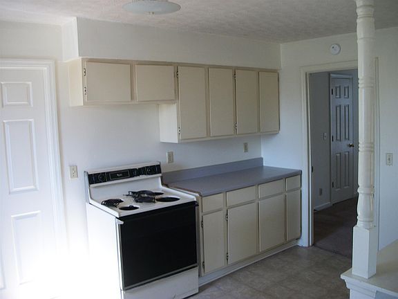 4th image of 715 Park Ave