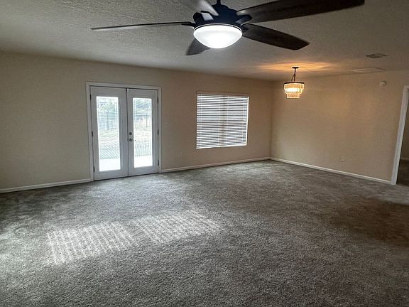5th image of 239 Brooklet Cir