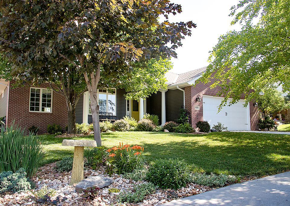 1st image of 9120 Merryvale Dr