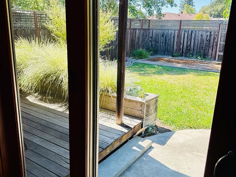 2849 Cypress St — Photo 14