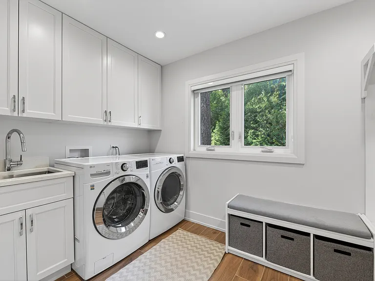 13 Eton Ct — Photo 9