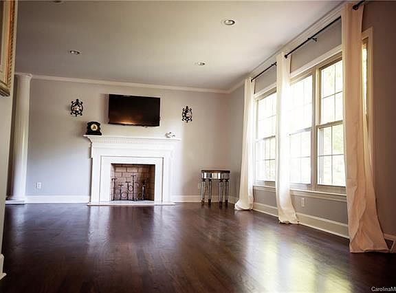 4th image of 6629 Brookmeade Dr