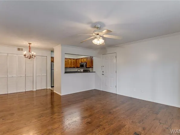 120 15th St E APT 516, Tuscaloosa, AL 35401