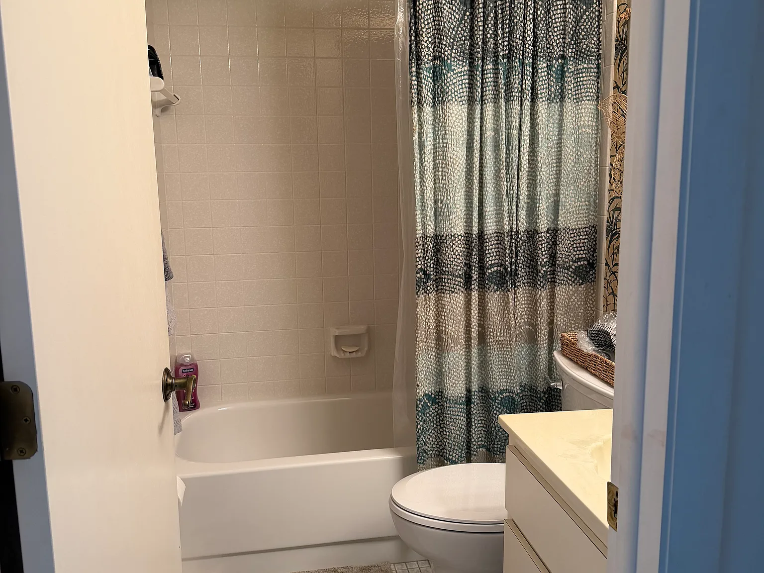 2 bed, 1314 sqft, $2,500 — Photo 3
