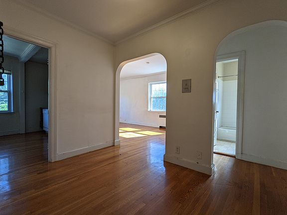3rd image of 24 Fairbanks St APT 4