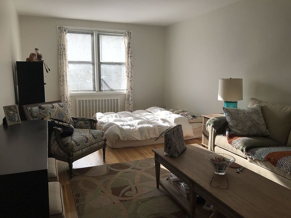 1st image of 3989 50th St APT 3H