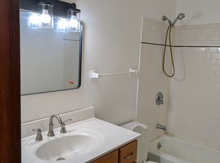 6115 S 13th St #12, Milwaukee, WI 53221