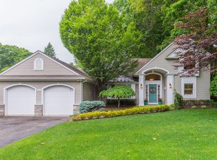 381 Monroe Ave, Wyckoff, NJ 07481