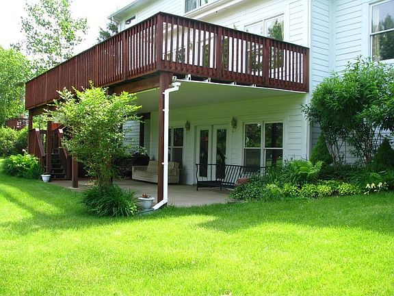 Upper & Lower Deck View