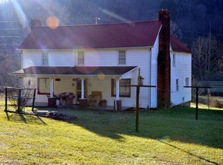 25 Morefield Rd, Irvine, KY 40336