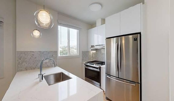 3rd image of 2844 Lyon St APT 301