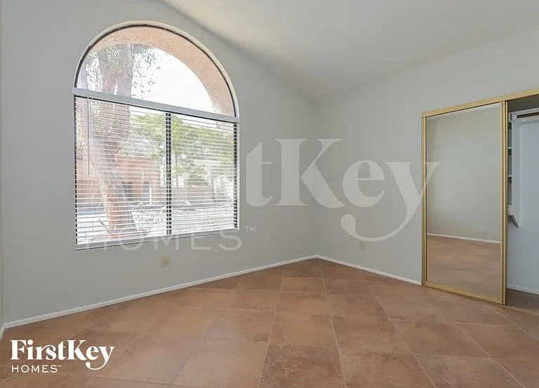 3240 N Hill Farm Dr — Photo 11