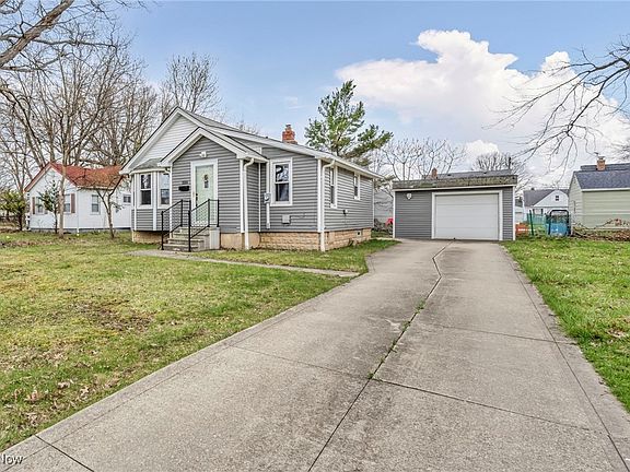 4th image of 30204 Thomas St