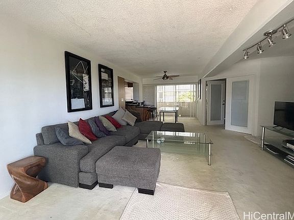5th image of 320 Ainakea Way APT 712